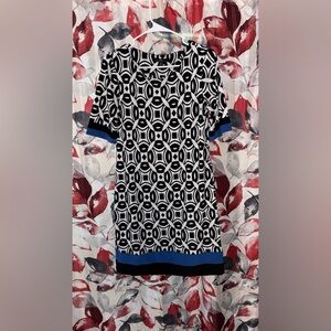 R&K Black White Geometric Dress Top with Blue Trim